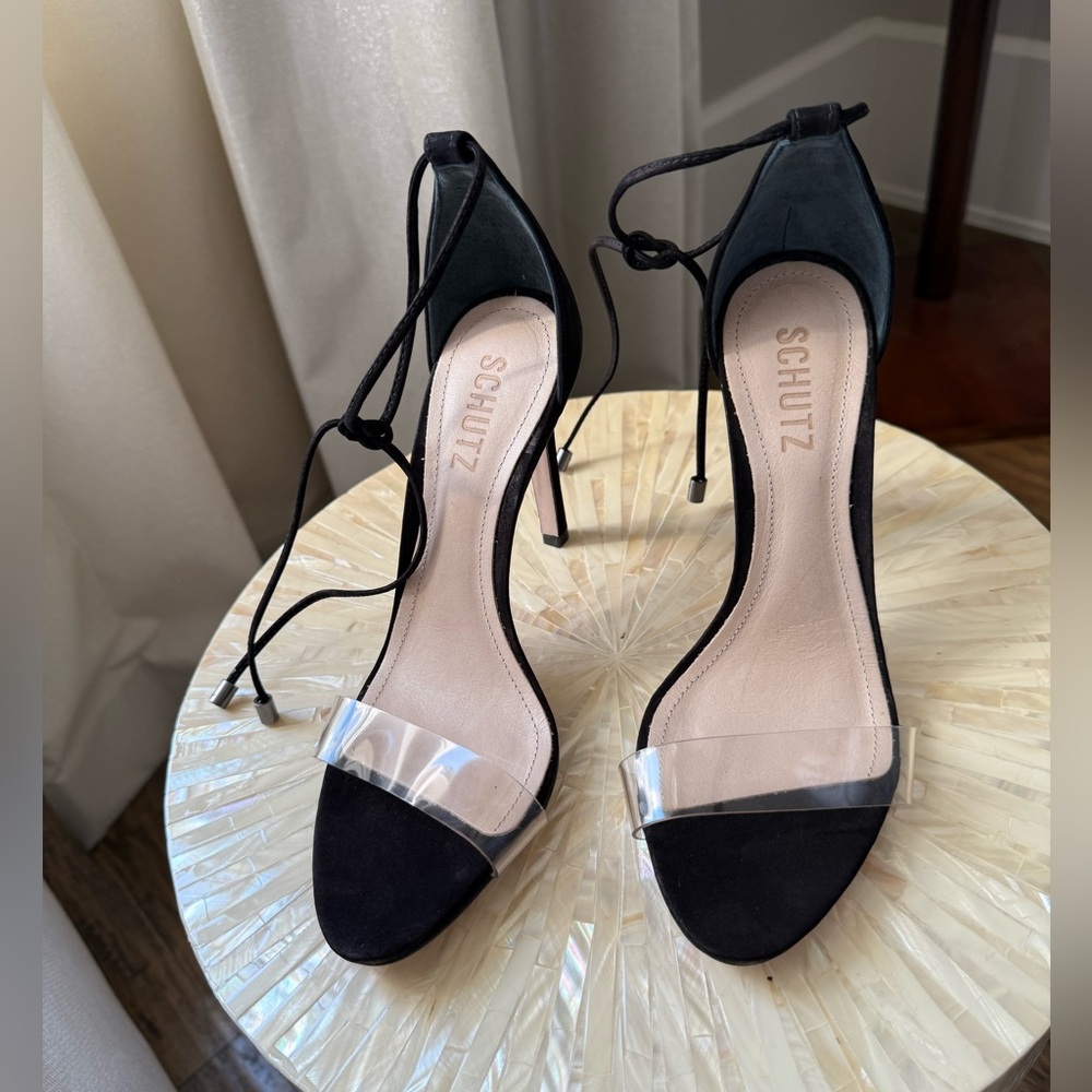 NEW Never Worn Schutz Strappy Heels that tie around the ankle - gorgeous!